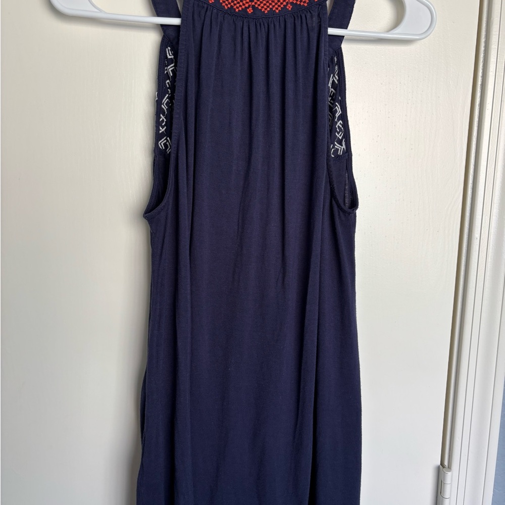 Navy and Orange Sleeveless Top with Geometric Pattern - Picture 6 of 7